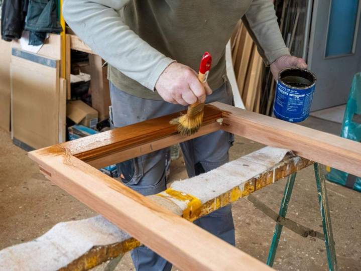 Installation porte bois Condé-Sur-Sarthe